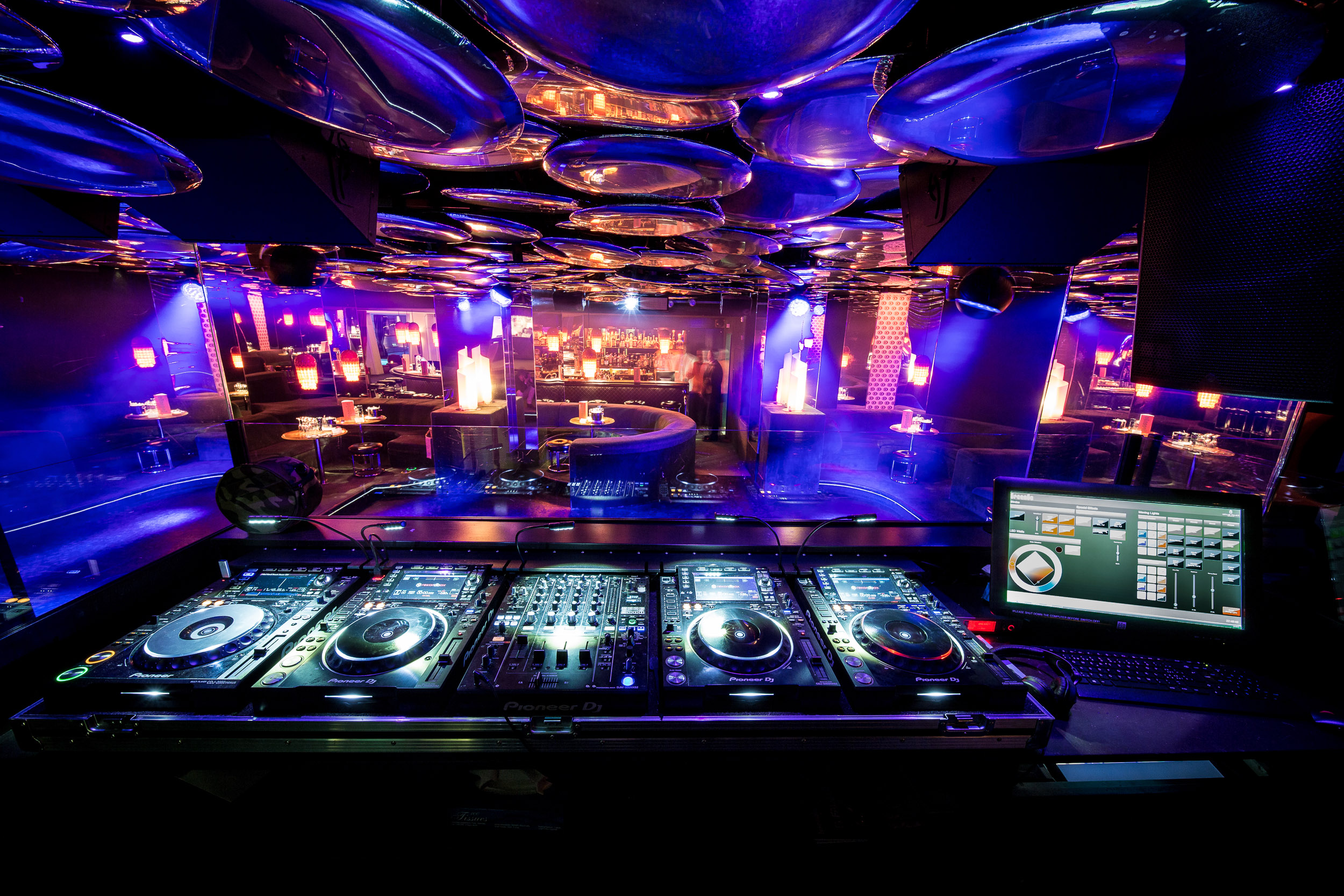 GreenGo | Night Club | Hotel Gstaad Palace | Qu solutions