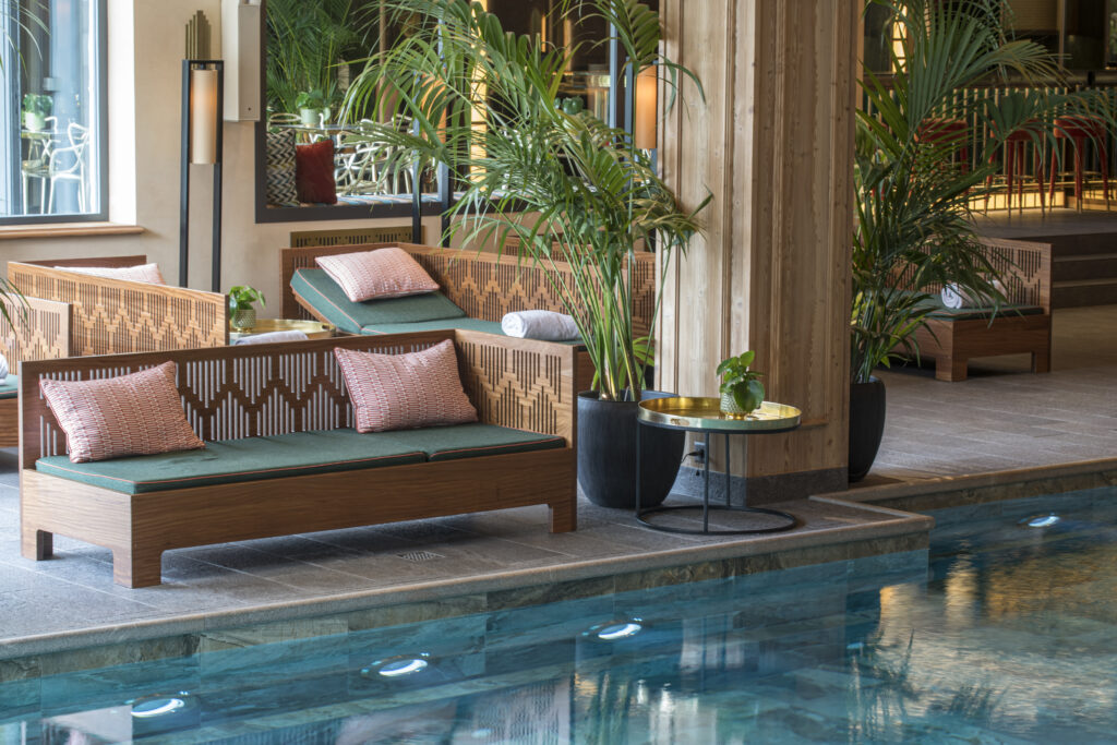 Pool lighting | indoor swimming pool | Hotel Gstaad Palace | Qu solutions | Stefano Scata