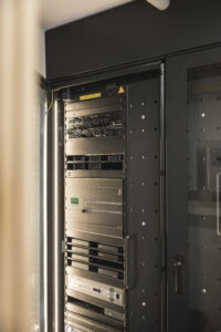 Qu Solutions | rack residencial | Chalet Switzerland