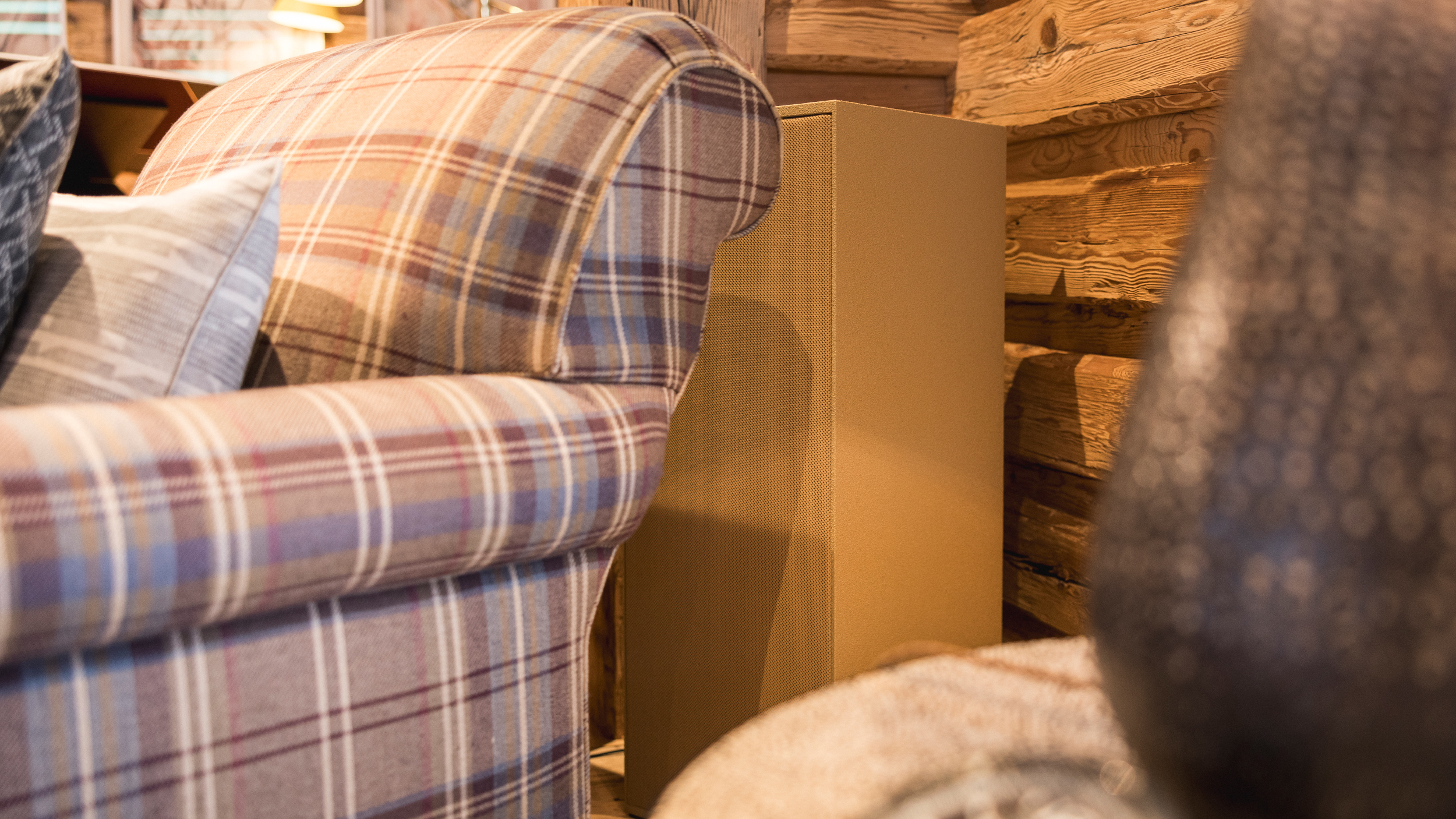 Qu Solutions | sound speaker | Chalet Switzerland