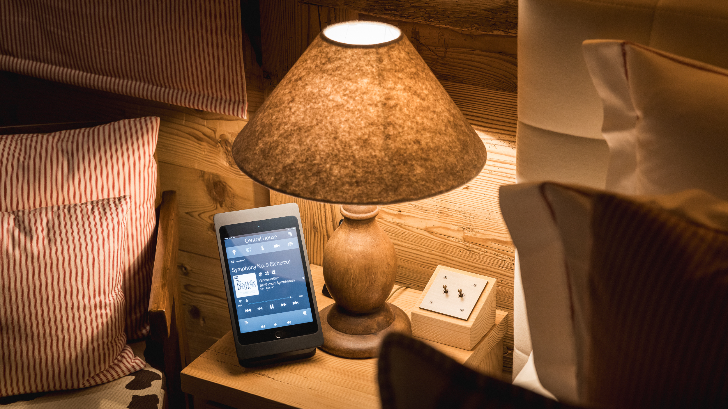 Qu Solutions | Control interface | Chalet Switzerland