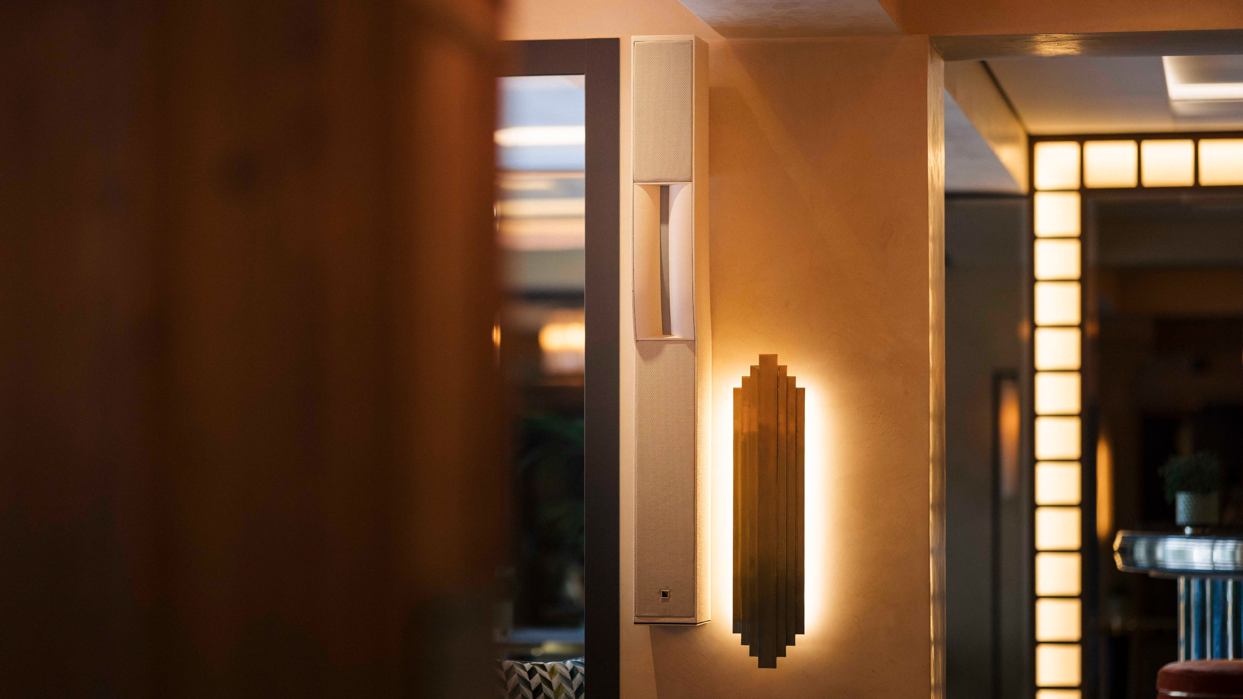Hotel Gstaad Palace | Qu Solutions | Pool lighting | Indoor swimming pool | Sound | L-Acoustics | Bar
